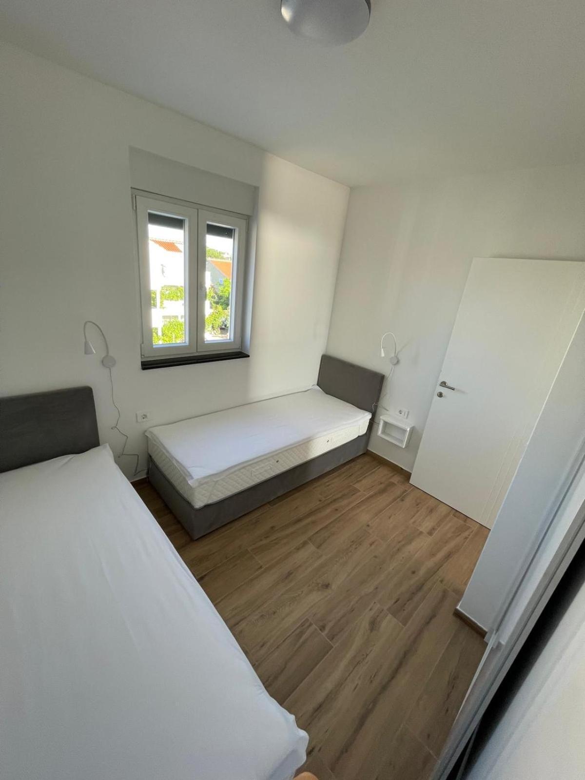 Aquavista Apartment *