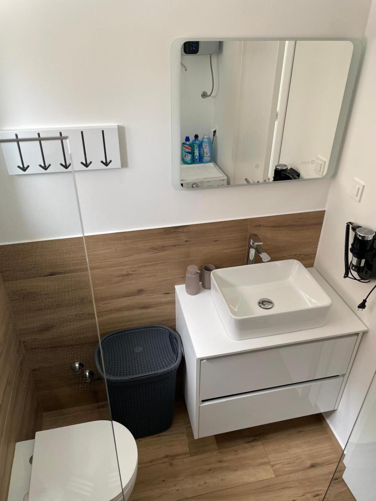Aquavista Apartmán *